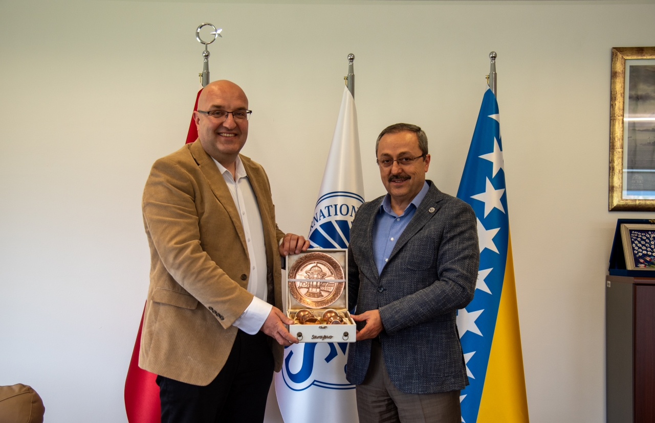 Academy of Management Representatives Visit IUS Academy of Management Representatives Visit IUS