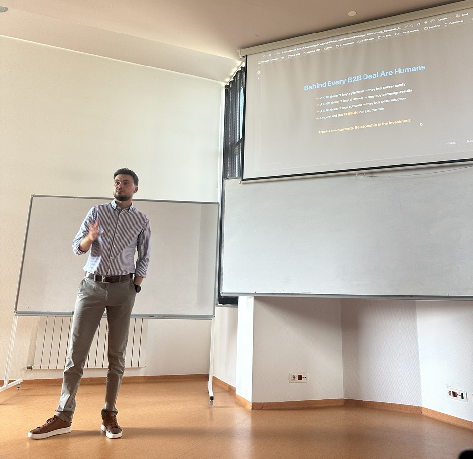 Infobip Sales Director Kemal Kečo Delivers Guest Lecture to IUS Students Infobip Sales Director Kemal Kečo Delivers Guest Lecture to IUS Students