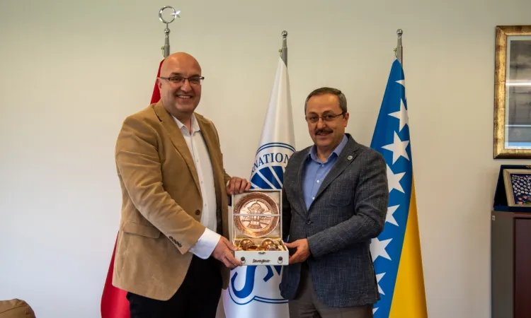 Yönetim Akademisi Temsilcileri IUS’u Ziyaret Ediyor