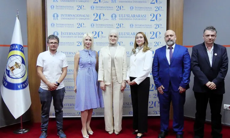 IUS İşletme ve Yönetim Fakültesi’nde Başarılı Doktora Tez Savunması