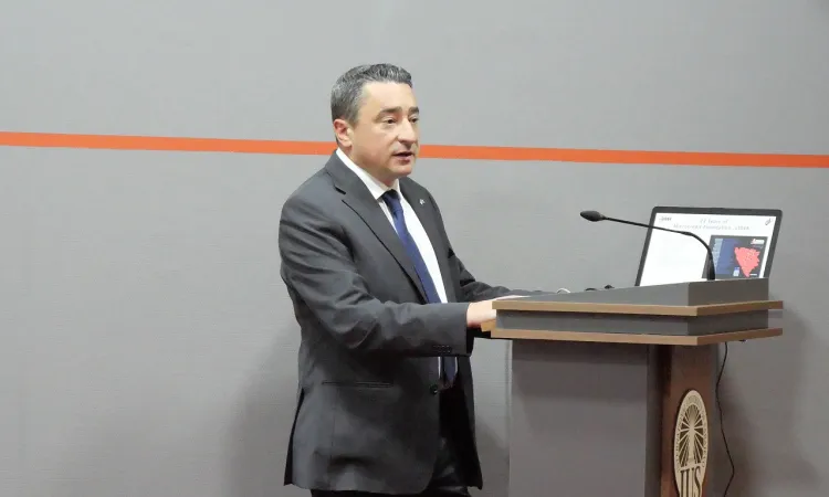 Geleceğin Liderlerini Güçlendirmek: Mikro Kredi Vakfı Lider, FBA Öğrencileriyle Sürdürülebilir Yönetim ve İnovasyonu Görüşüyor